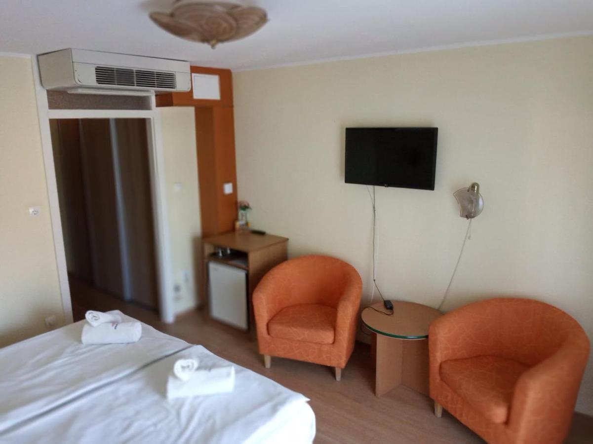 Hotel Pergola Panzio Balatonföldvár Zewnętrze zdjęcie