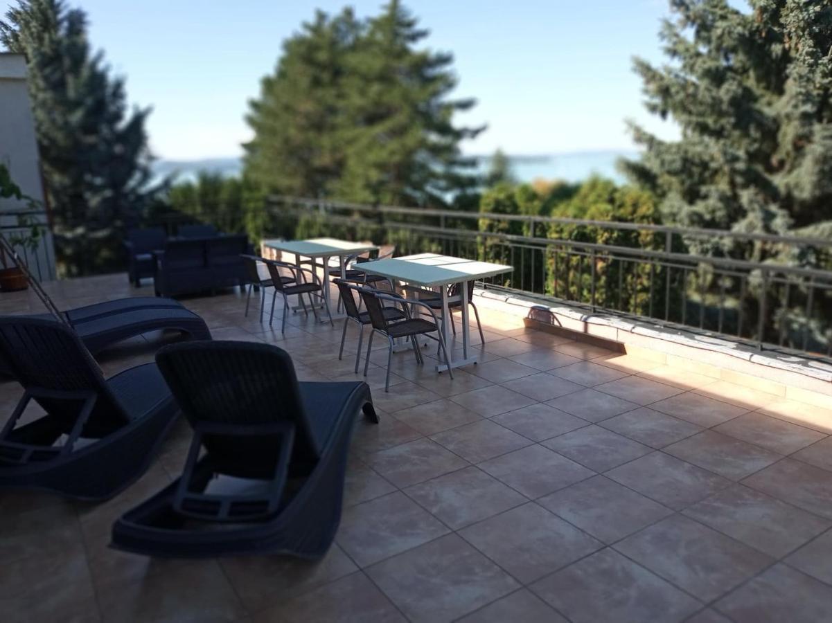 Hotel Pergola Panzio Balatonföldvár Zewnętrze zdjęcie